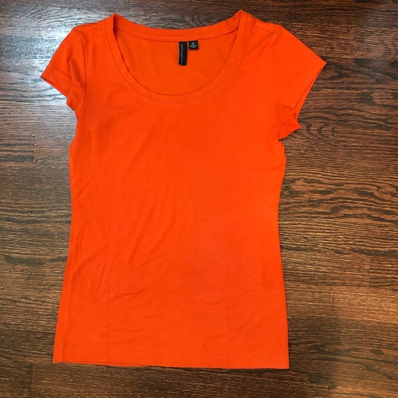 Basic T shirt - Picture 1 of 3